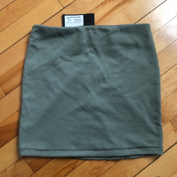 Urban behavior skirt - Picture 3 of 3